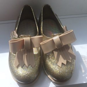 Mini Melissa baby brogues.